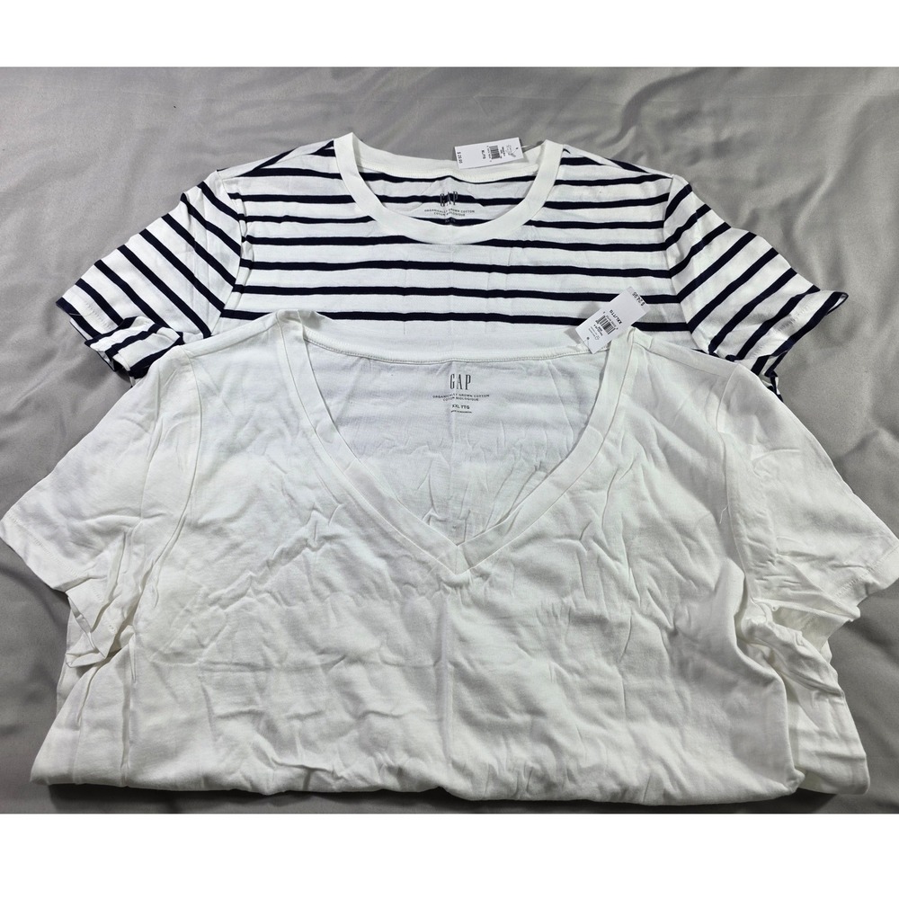 Gap T-Shirt Bundle Women XL Navy White Striped / XXL White Organic Cotton 2pk